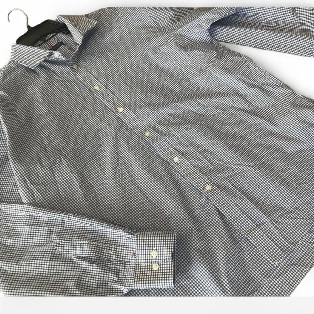 Tommy Hilfiger Navy and White Checkered Shirt size XL in good condition
